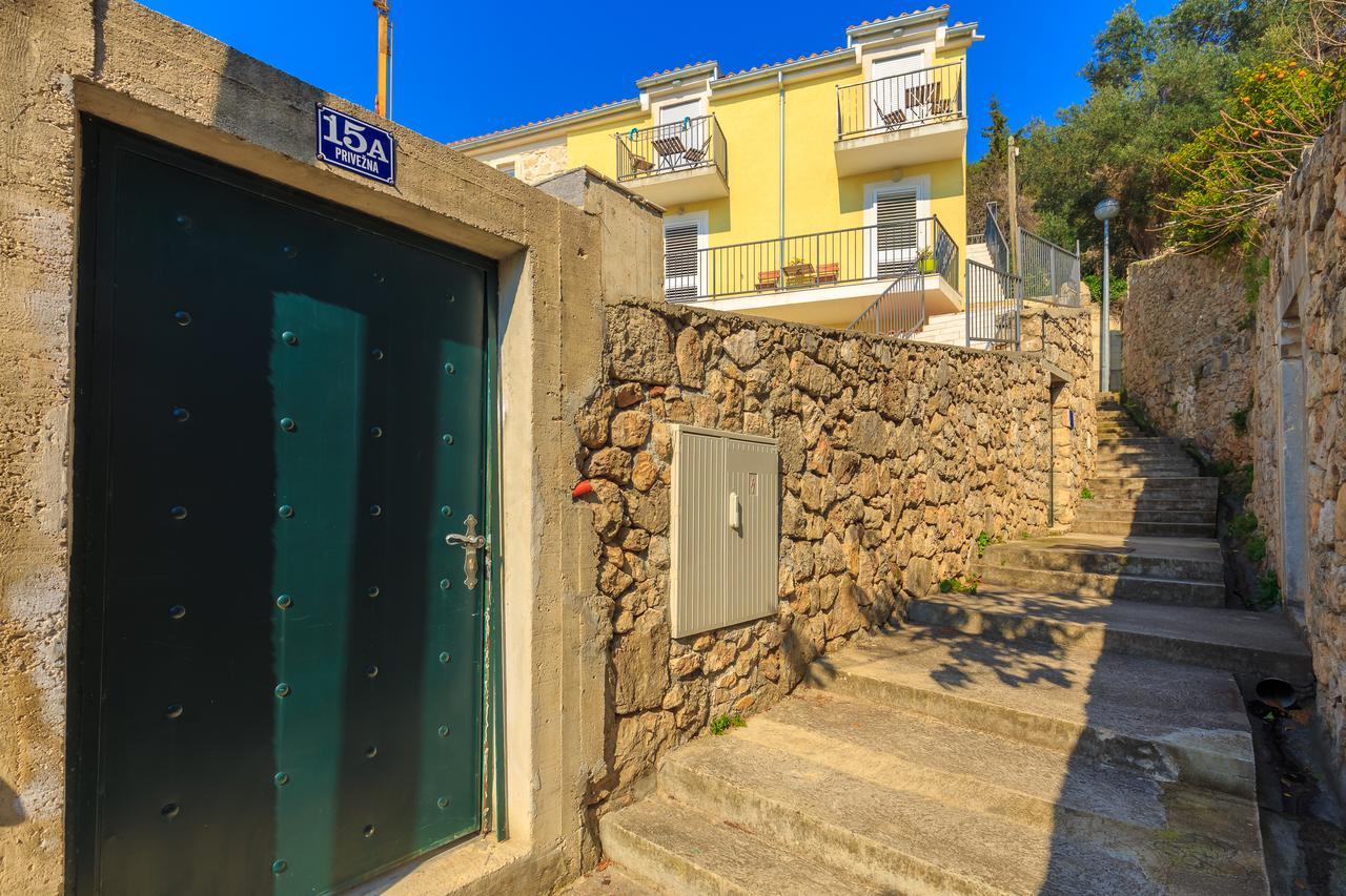 Two Bedroom Sunny Suite ドゥブロブニク エクステリア 写真