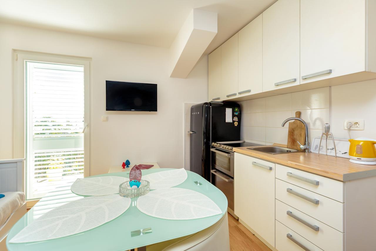 Two Bedroom Sunny Suite ドゥブロブニク エクステリア 写真