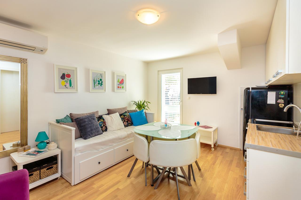Two Bedroom Sunny Suite ドゥブロブニク エクステリア 写真
