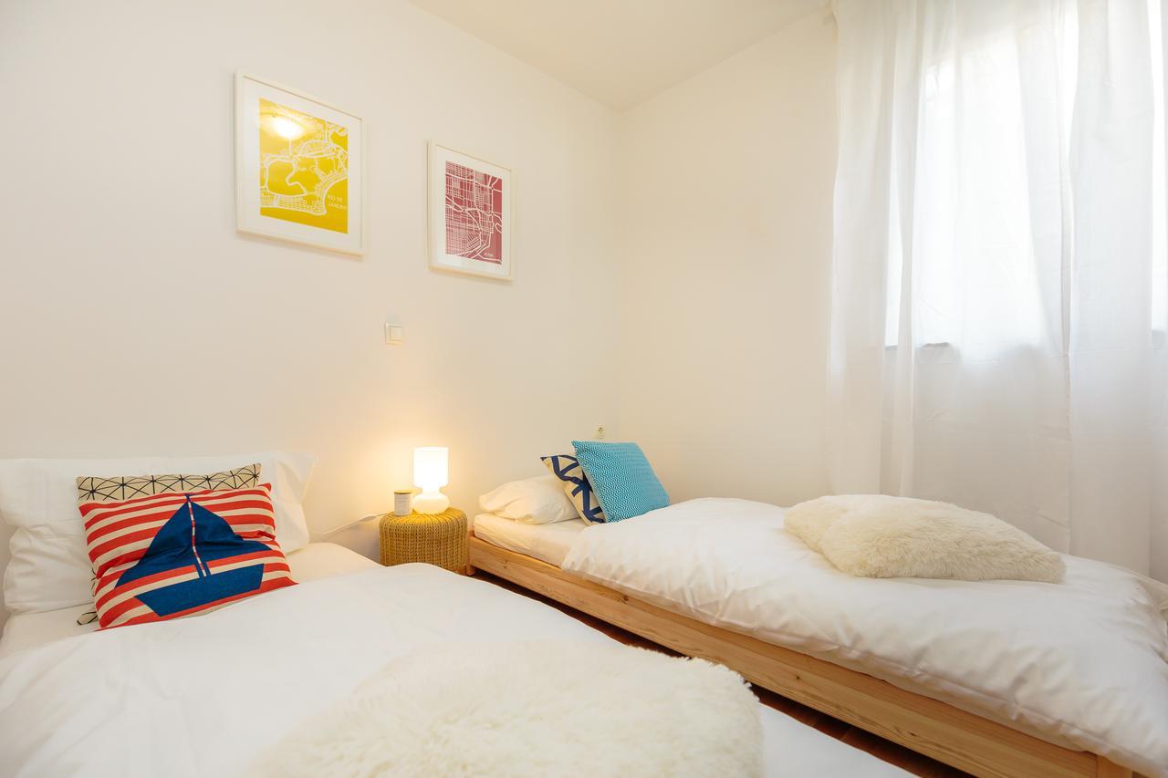 Two Bedroom Sunny Suite ドゥブロブニク エクステリア 写真